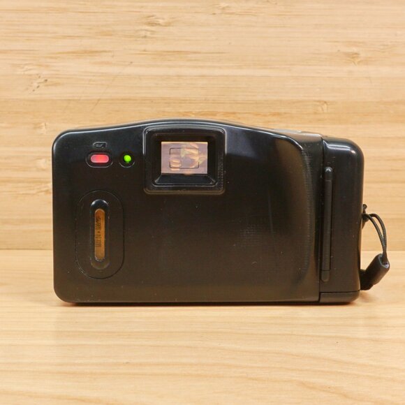 Minolta AF Big Finder 35mm Point and Shoot Film Camera with case - Picture 6 of 9